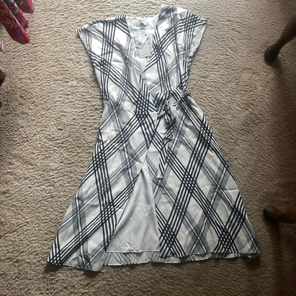 Brand new with tags high end JOIE dress